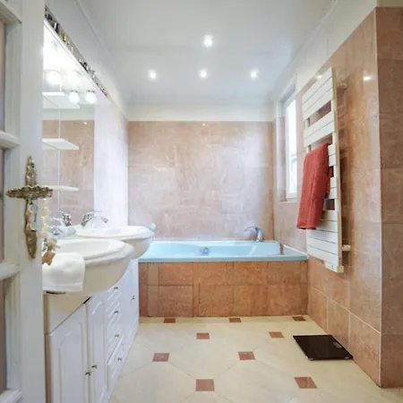 Magnificent Apt At Les Invalides With Balcons باريس