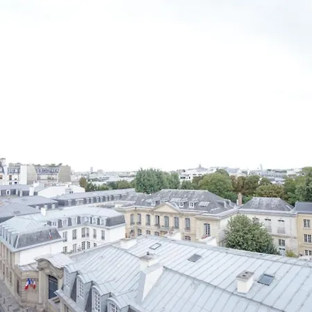 Magnificent Apt At Les Invalides With Balcons
