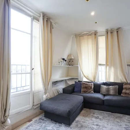 Magnificent Apt At Les Invalides With Balcons