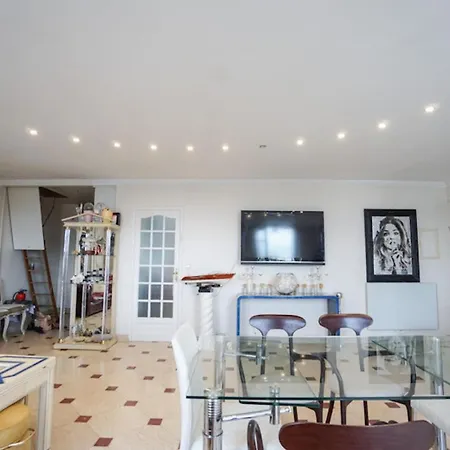 Magnificent Apt At Les Invalides With Balcons