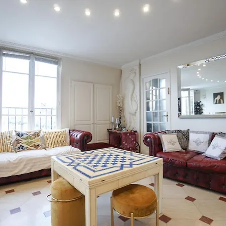 Appartement Magnificent Apt At Les Invalides With Balcons